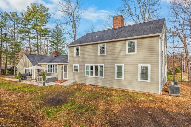 105 Cottonwood Drive, Jamestown, NC 27282