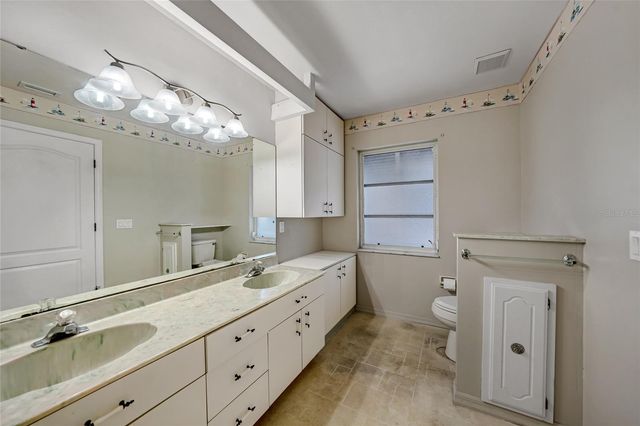 2136 PENNSYLVANIA AVENUE, Englewood, FL 34224