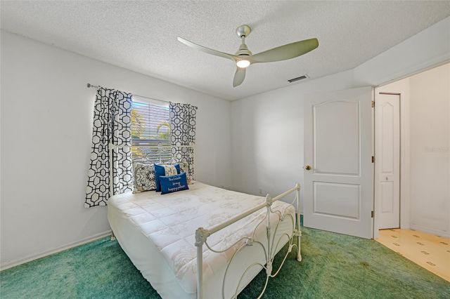 2136 PENNSYLVANIA AVENUE, Englewood, FL 34224