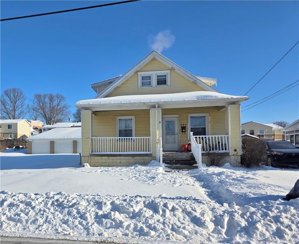 204 Fayette Ave, Oakdale, PA 15071