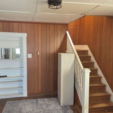 204 Fayette Ave, Oakdale, PA 15071