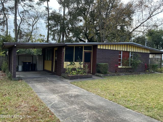 6734 CHERBOURG Avenue, Jacksonville, FL 32205