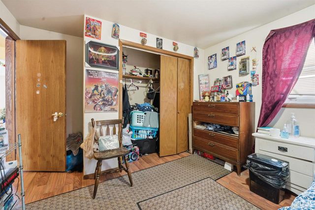 2325 N BALLARD ROAD, Appleton, WI 54911