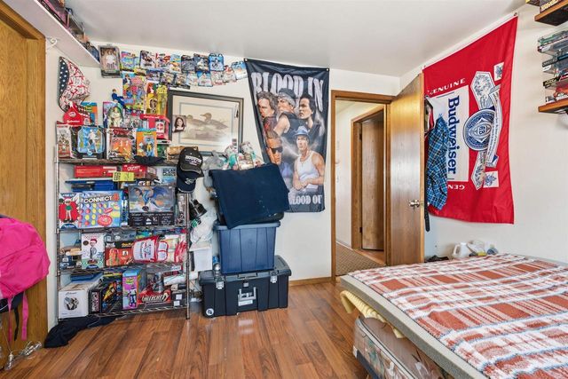 2325 N BALLARD ROAD, Appleton, WI 54911