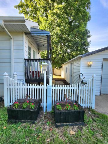 801 Concord Boulevard, Jackson, MI 49202