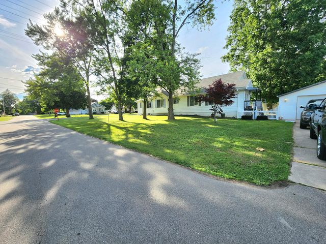 801 Concord Boulevard, Jackson, MI 49202