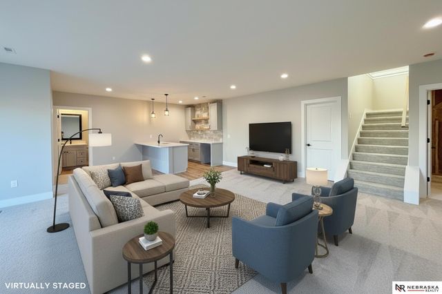 7630 Ponce Drive, Lincoln, NE 68516