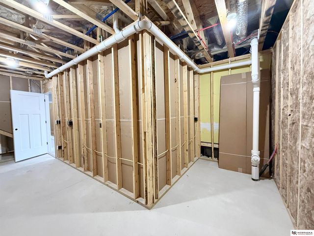 7630 Ponce Drive, Lincoln, NE 68516