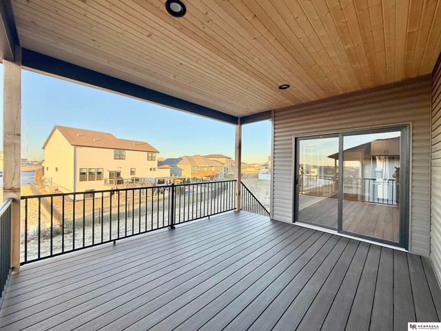 7630 Ponce Drive, Lincoln, NE 68516