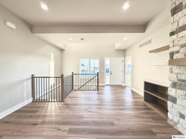 7630 Ponce Drive, Lincoln, NE 68516