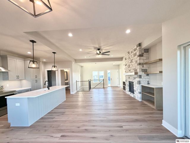 7630 Ponce Drive, Lincoln, NE 68516