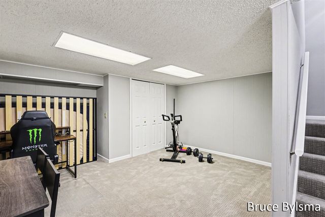 17570 Parkwood Drive A, Spring Lake, MI 49456