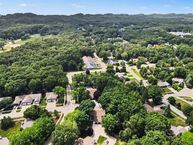 17570 Parkwood Drive A, Spring Lake, MI 49456
