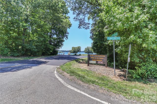 372 Kenway Loop, Mooresville, NC 28117