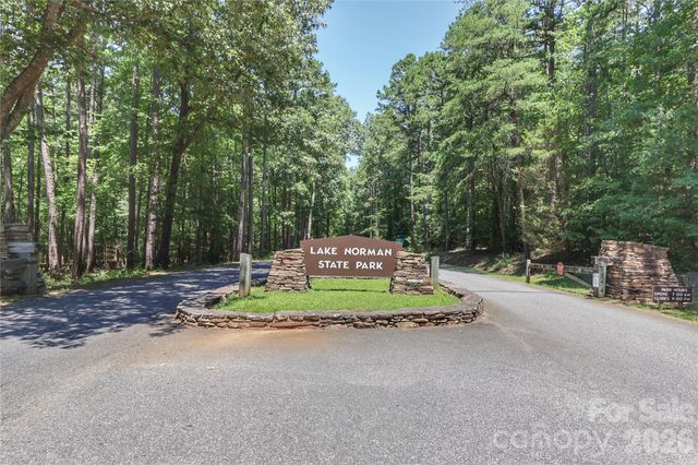372 Kenway Loop, Mooresville, NC 28117
