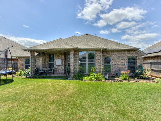 4725 Rosewood Court, Noble, OK 73068