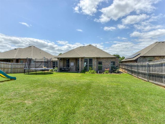 4725 Rosewood Court, Noble, OK 73068
