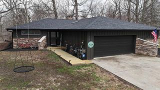 564 E Pink Magnolia Drive, Winona Lake, IN 46590