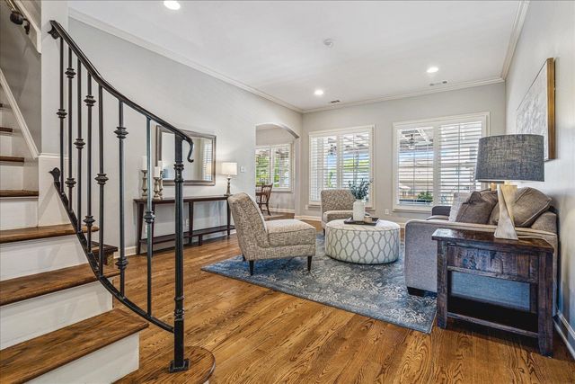 1621 BRACKENSHIRE LN, Collierville, TN 38017