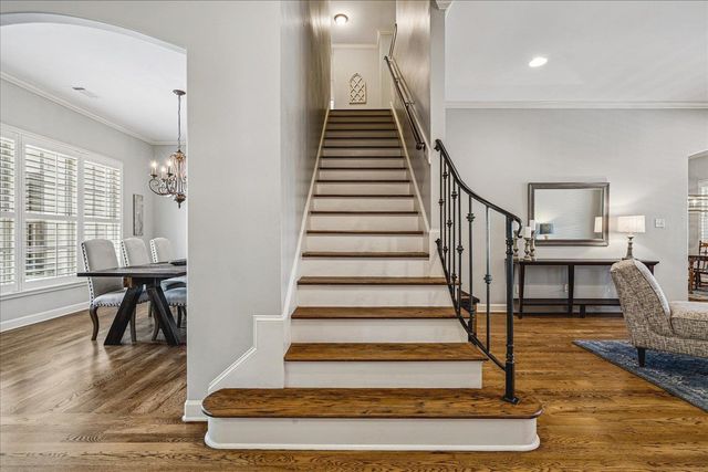 1621 BRACKENSHIRE LN, Collierville, TN 38017