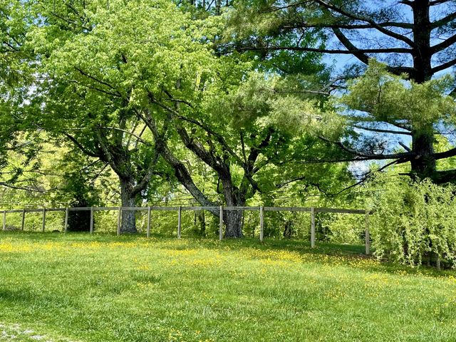 2208 Poe Road, Soddy Daisy, TN 37379