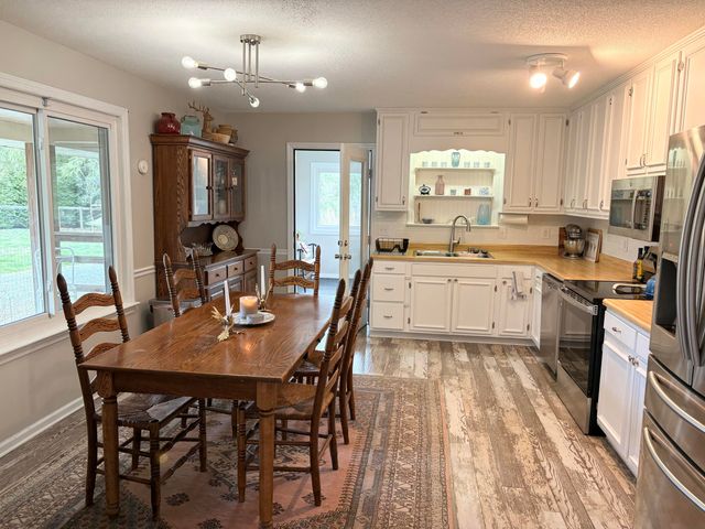 2208 Poe Road, Soddy Daisy, TN 37379