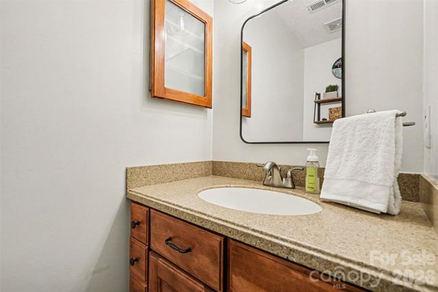 8521 Milton Morris Drive, Charlotte, NC 28227