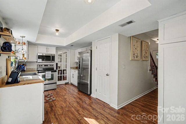 8521 Milton Morris Drive, Charlotte, NC 28227