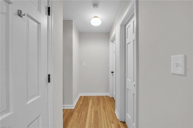 401 Piney Point RD, Yorktown, VA 23692