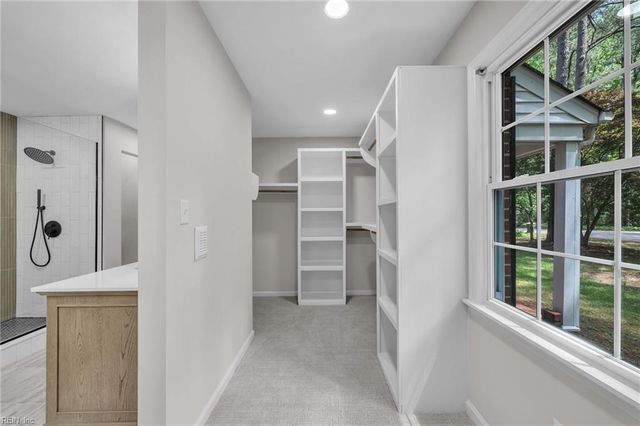 401 Piney Point RD, Yorktown, VA 23692