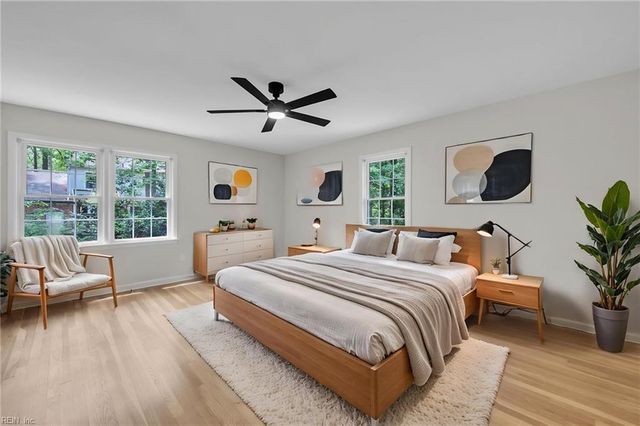 401 Piney Point RD, Yorktown, VA 23692