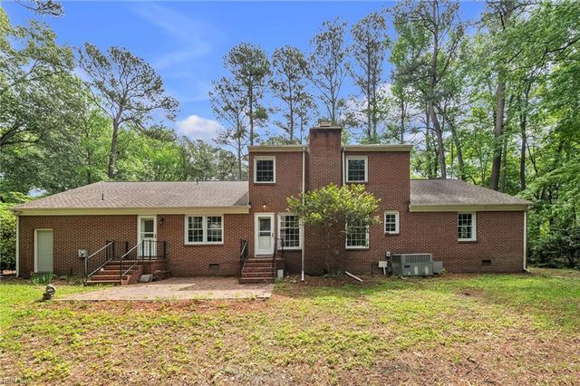 401 Piney Point RD, Yorktown, VA 23692