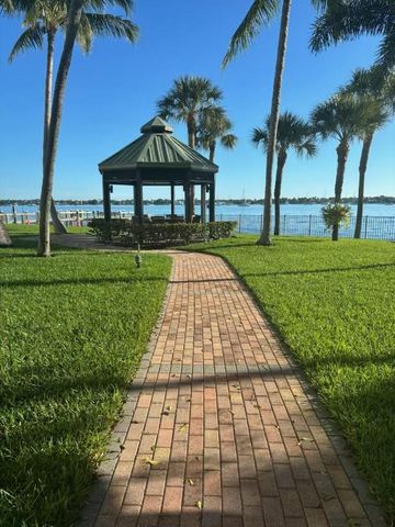 5200 N Flagler Drive 1202, West Palm Beach, FL 33407