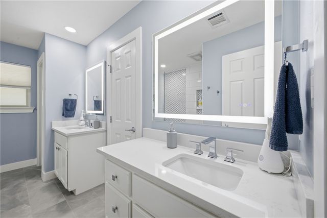 8414 Lauren Drive, College Station, TX 77845