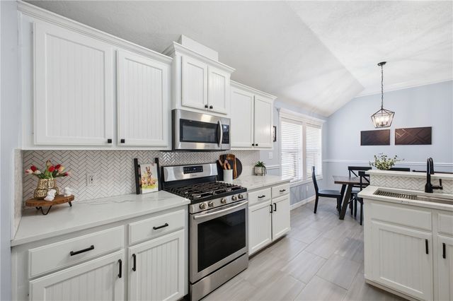 8414 Lauren Drive, College Station, TX 77845