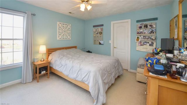 2516 Sanderson LN, Virginia Beach, VA 23456