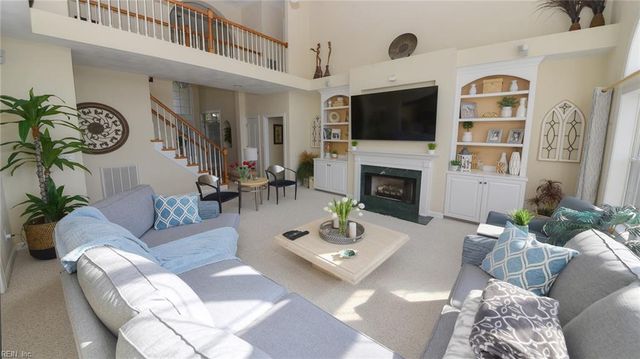 2516 Sanderson LN, Virginia Beach, VA 23456