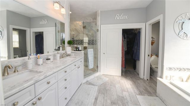 2516 Sanderson LN, Virginia Beach, VA 23456