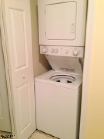 272 Potomac Dr 272, Bernards Twp., NJ 07920