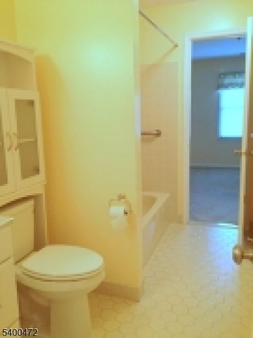 272 Potomac Dr 272, Bernards Twp., NJ 07920