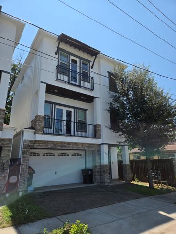 1516 Amundsen Street, Houston, TX 77009