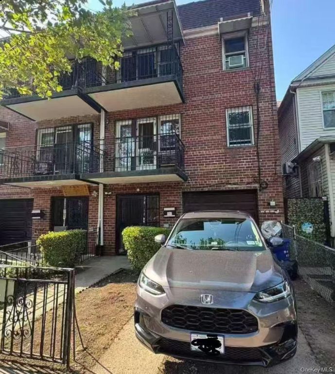 94-18 53rd Avenue, Elmhurst, NY 11373