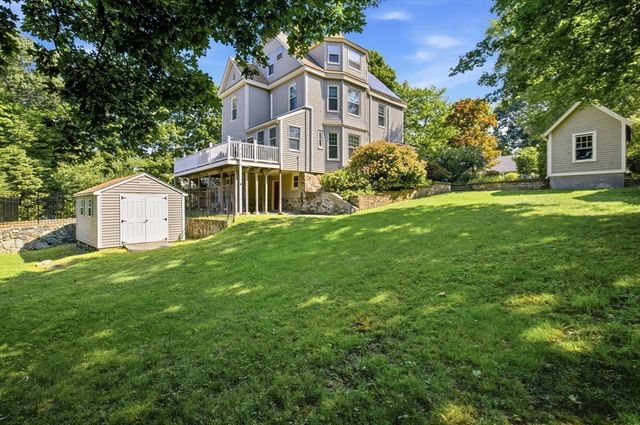 70 Park Avenue, Stoneham, MA 02180