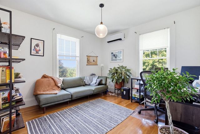 70 Park Avenue, Stoneham, MA 02180