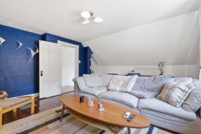 70 Park Avenue, Stoneham, MA 02180
