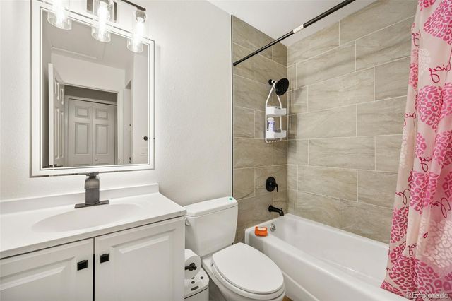 1347 S Crystal Way, Aurora, CO 80012
