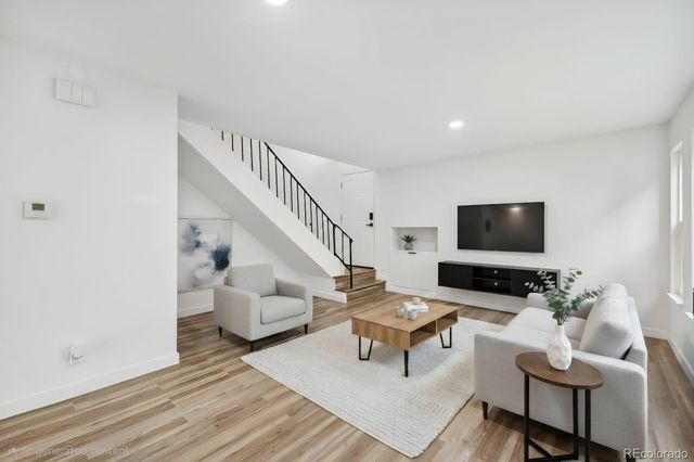 1347 S Crystal Way, Aurora, CO 80012