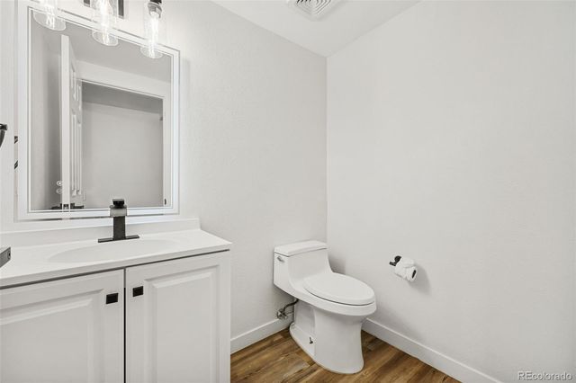 1347 S Crystal Way, Aurora, CO 80012