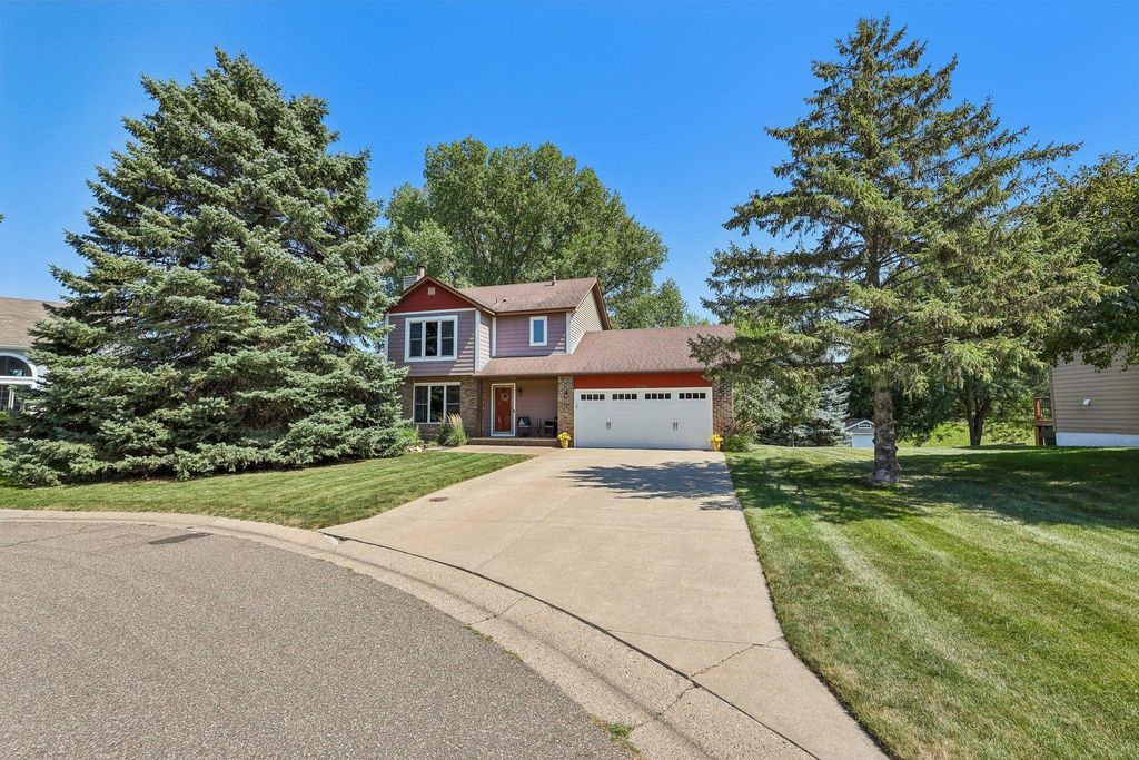 4128 New York Avenue, Eagan, MN 55123 — exterior