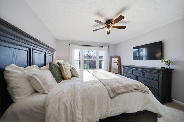 2054 Stargrass Avenue, Grove City, OH 43123